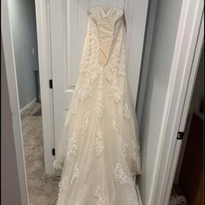 Maggie soterro dress. Never worn. Smoke free. Size 6. Never altered.